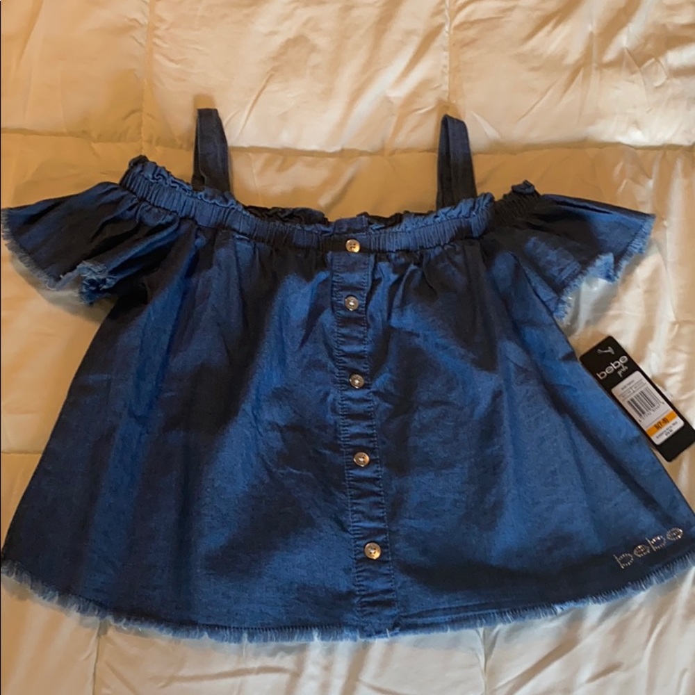Guess girls off shoulder top.